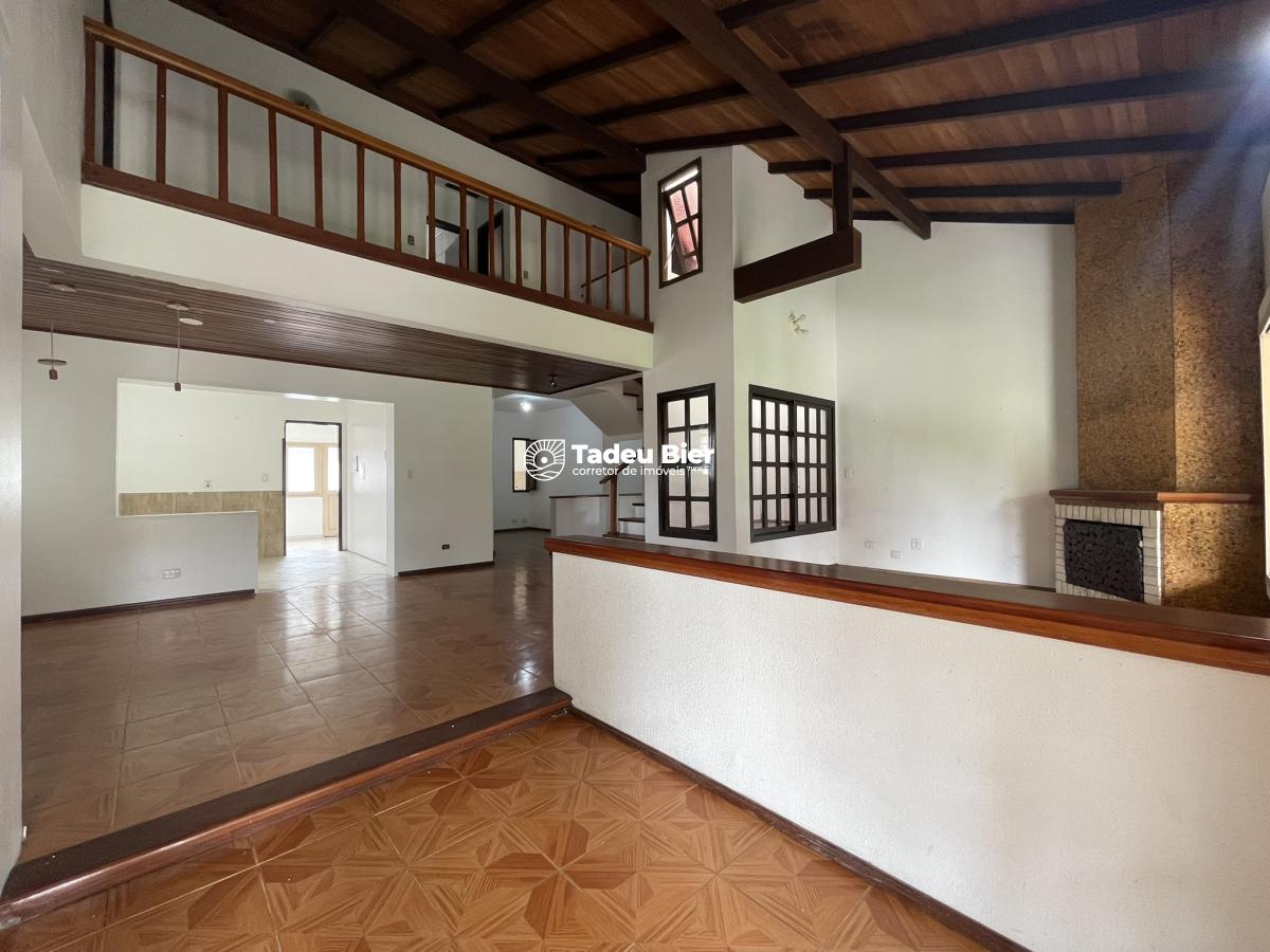Casa com 3 quartos, 240m², à venda em Torres, Centro - iMóveisTB