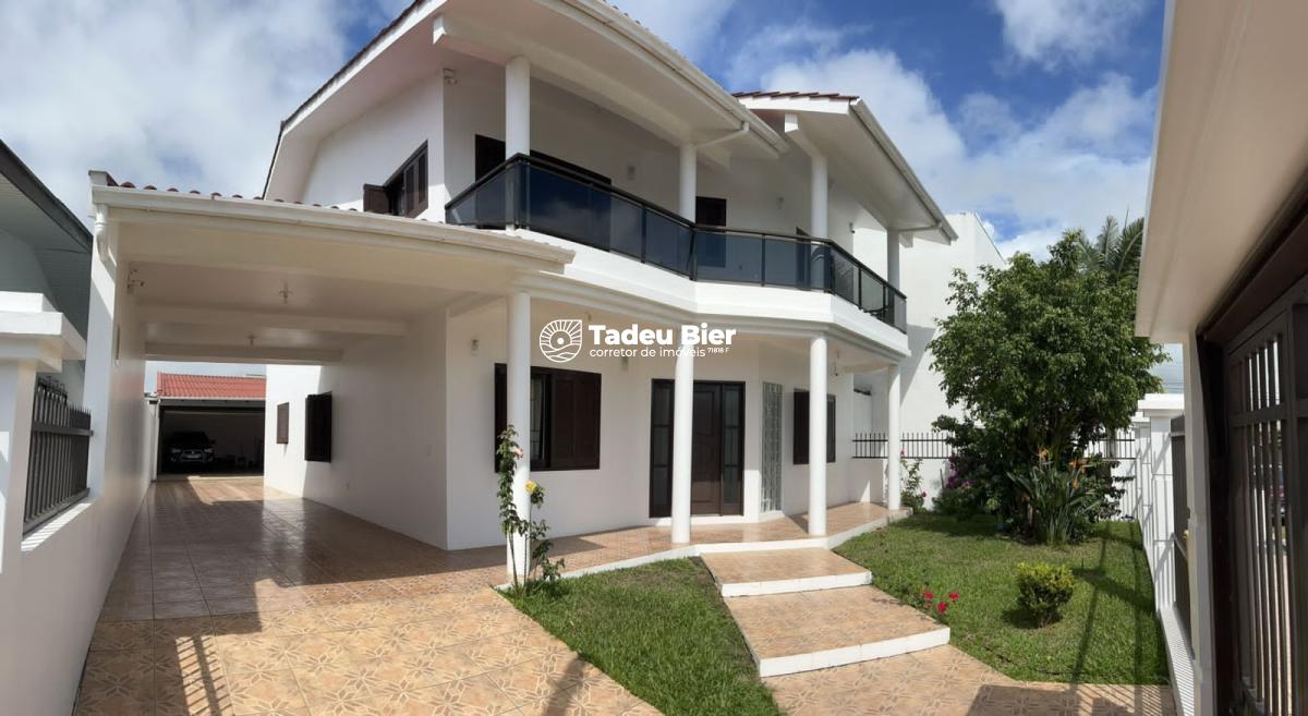 Casa com 4 quartos, 240,00m²m², à venda em Torres, Centro - iMóveisTB