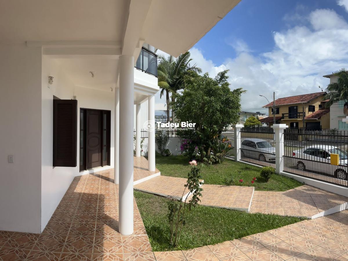 Casa com 4 quartos, 240,00m²m², à venda em Torres, Centro - iMóveisTB