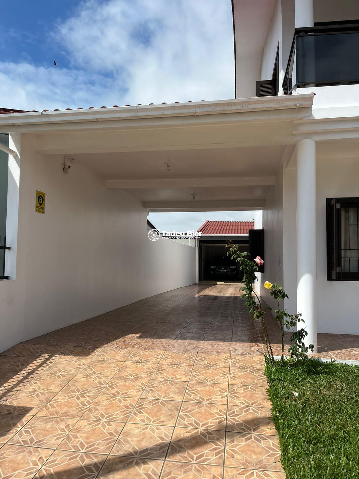 Casa com 4 quartos, 240,00m²m², à venda em Torres, Centro - iMóveisTB