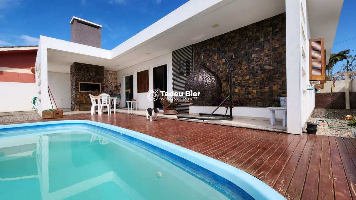 Casa térrea no Centro de Passo de Torres – SC - iMóveisTB