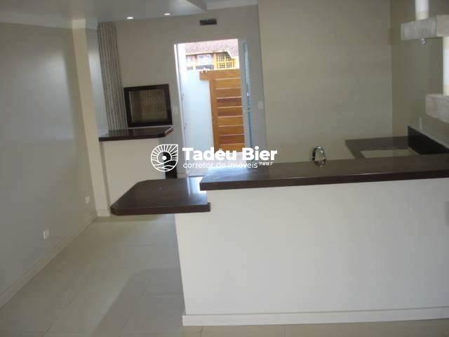 Sobrado com 2 quartos, 98,00m²m², à venda em Torres, Curtume - iMóveisTB