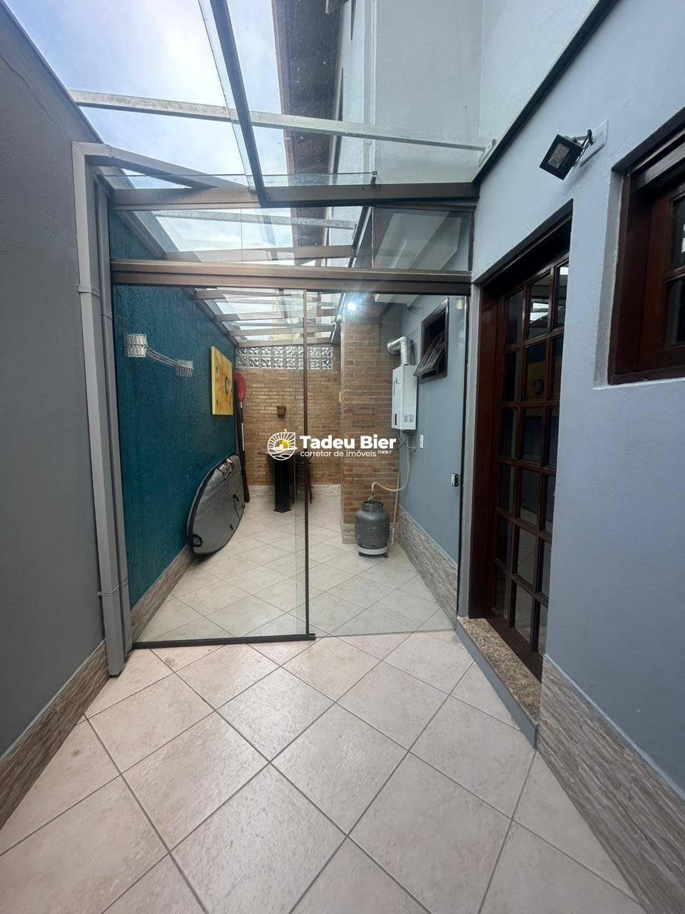 Sobrado com 3 quartos, 131,00m², à venda em Torres, Stan - iMóveisTB