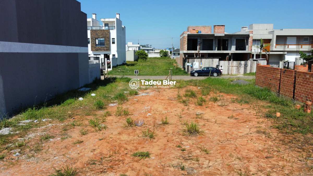 Terreno à venda em Torres, 435,20m²